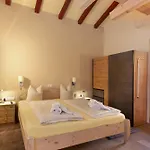 Alpenlandhaus Menardi شقة فندقية