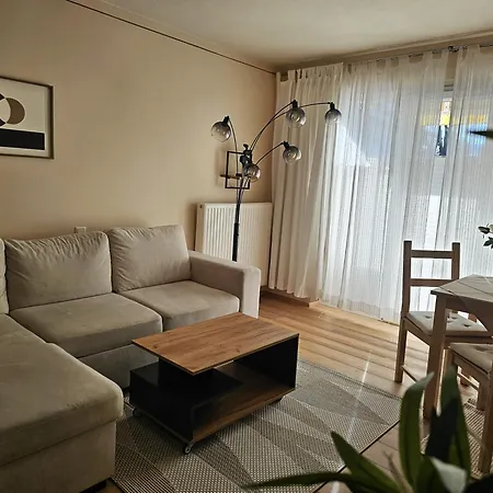 Alpenlandhaus Menardi アパートホテル 4*