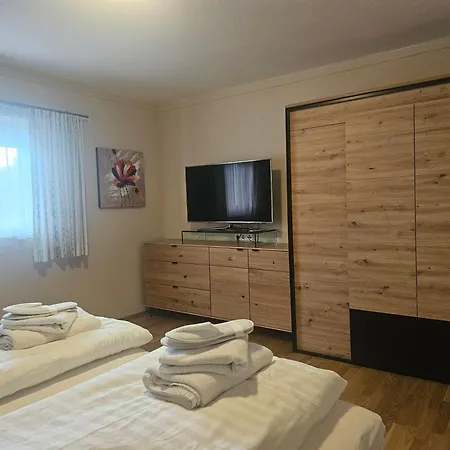 Hotel apartamentowy Alpenlandhaus Menardi Seefeld w Tirolu