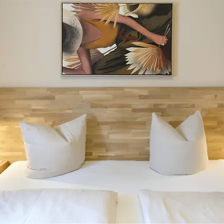 Alpenlandhaus Menardi Апарт-отель 4*