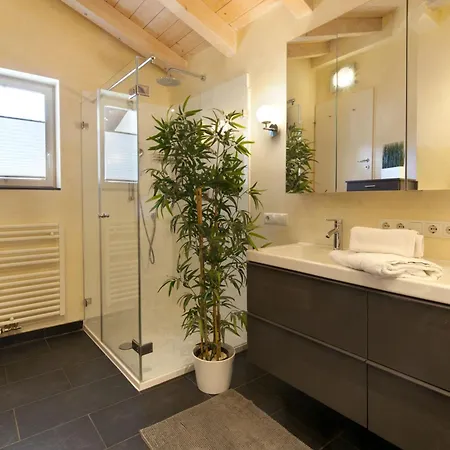 Alpenlandhaus Menardi Апарт-отель Зеефельд в Тироле
