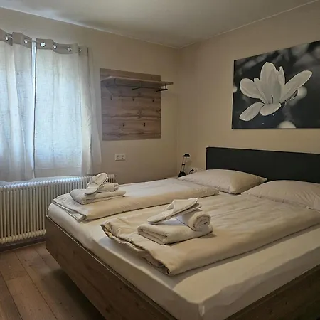 Alpenlandhaus Menardi 4* Зеефельд в Тироле
