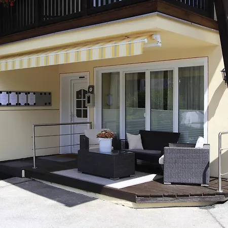 Alpenlandhaus Menardi 4* Зеефельд в Тироле