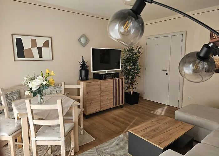 Alpenlandhaus Menardi ゼーフェルト・イン・チロル