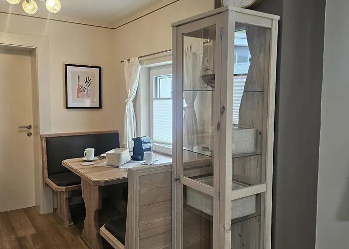 Alpenlandhaus Menardi Hotel apartamentowy 4*