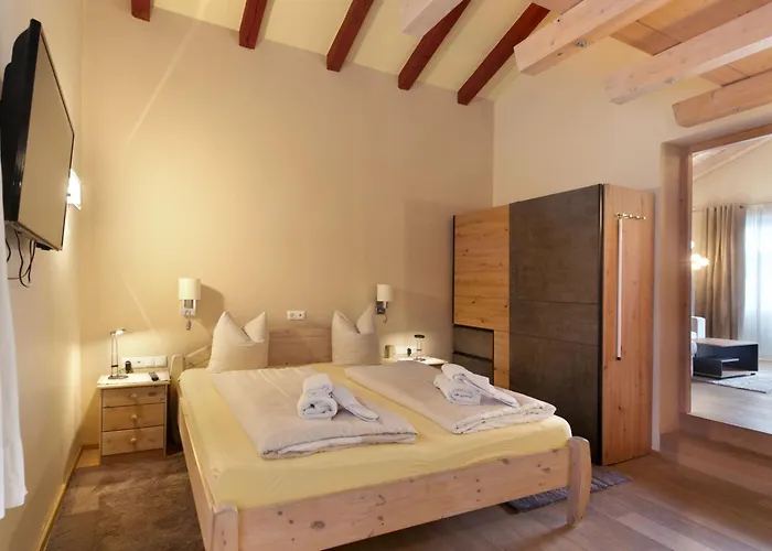 Alpenlandhaus Menardi Hotel apartamentowy