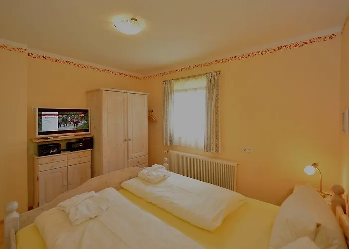 Hotel apartamentowy Alpenlandhaus Menardi Seefeld w Tirolu