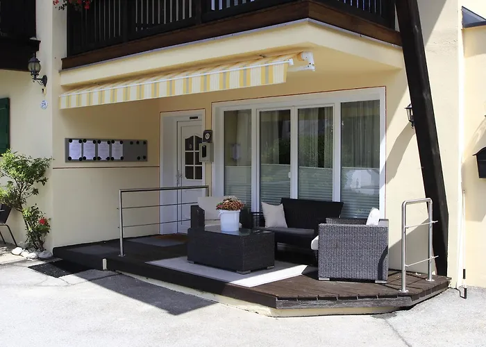 Alpenlandhaus Menardi 4* Seefeld w Tirolu