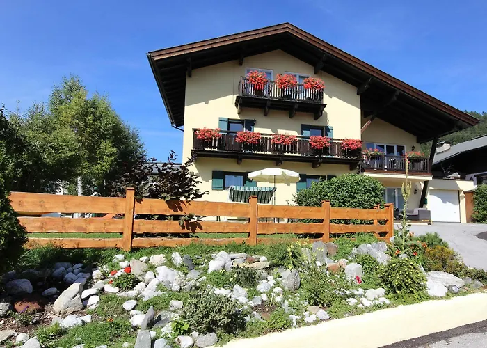 Hotel apartamentowy Alpenlandhaus Menardi