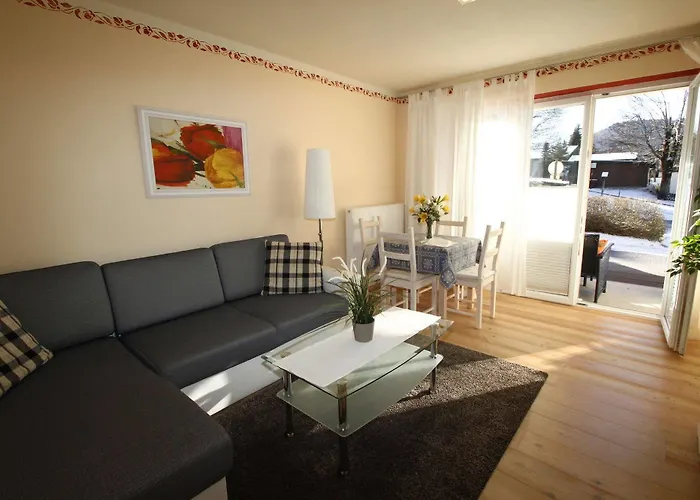 Alpenlandhaus Menardi Hotel apartamentowy Seefeld w Tirolu