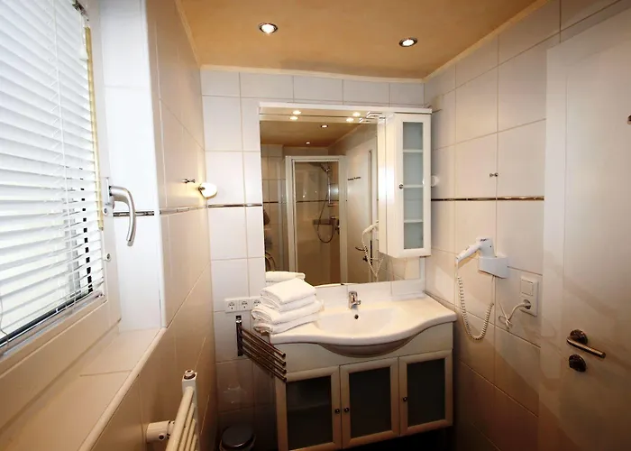 Alpenlandhaus Menardi Hotel apartamentowy 4*