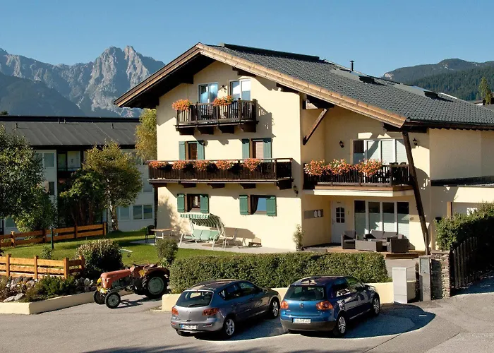 Alpenlandhaus Menardi Seefeld w Tirolu