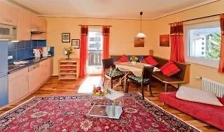 Hotel apartamentowy Alpenlandhaus Menardi