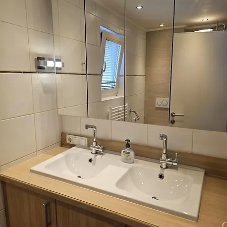 Alpenlandhaus Menardi 4*