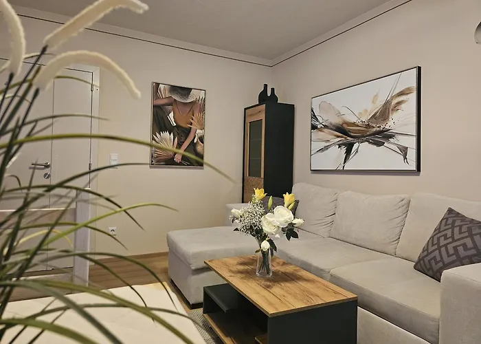 Alpenlandhaus Menardi Apartmanhotel Seefeld in Tirol