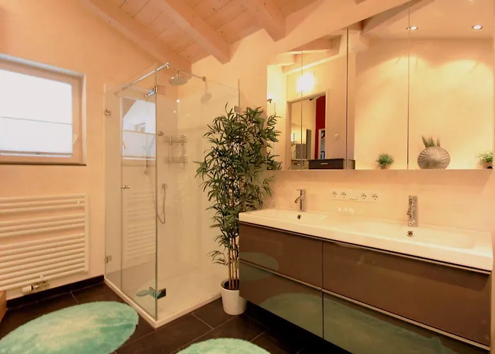 Alpenlandhaus Menardi Apartmanhotel 4*