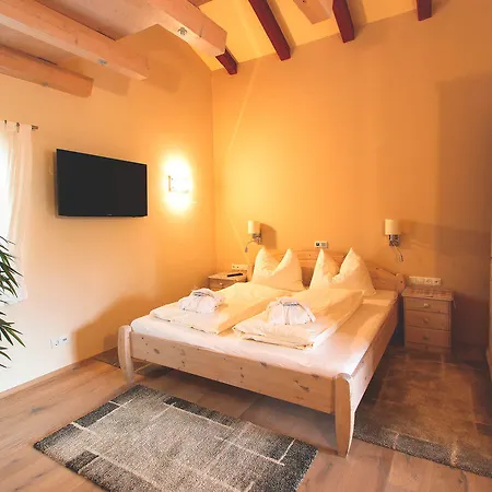 Alpenlandhaus Menardi Seefeld w Tirolu