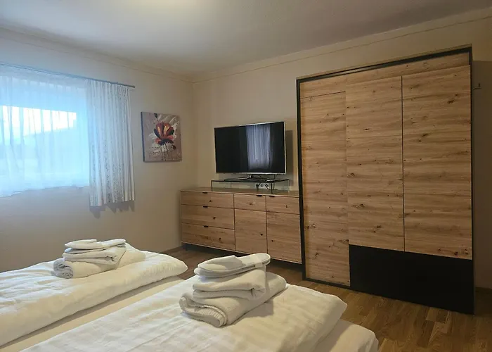 Aparthotel Alpenlandhaus Menardi Seefeld in Tirol