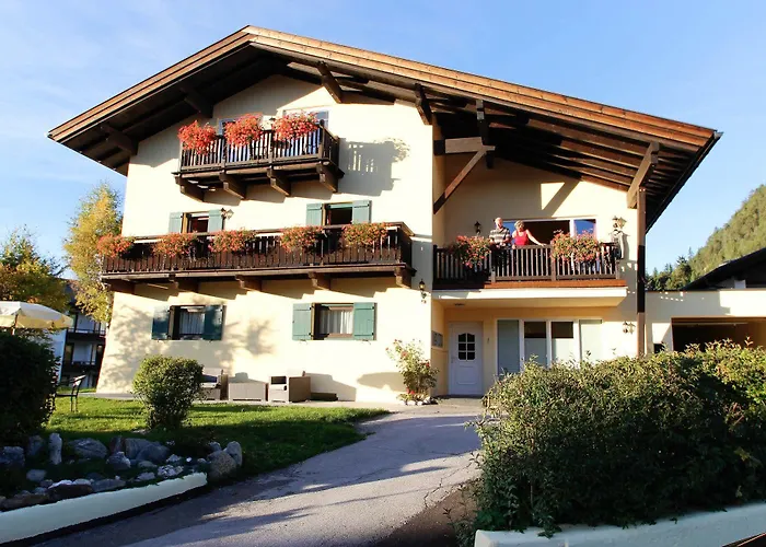 Alpenlandhaus Menardi 4*